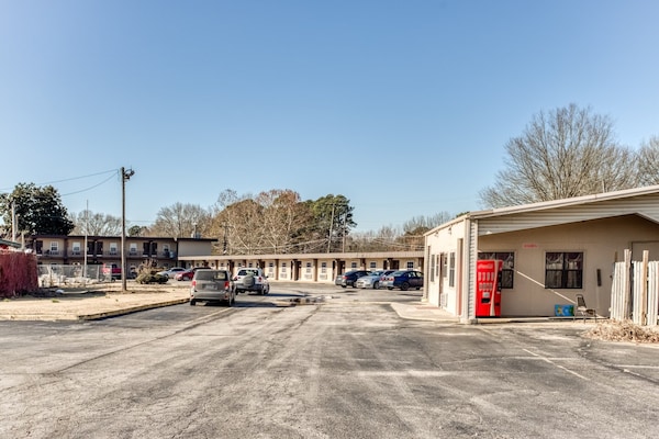Foto van Bald Knob AR|2 eenpersoonsbed - Vakantiehuis in Bald Knob AR - ExteriorSummer