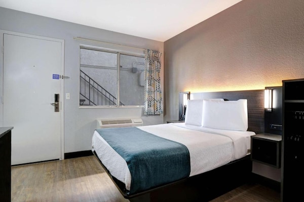 Foto van Bakersfield | 1 tweepersoonsbed | Toegankelijk voor mindervaliden/bad - BedRoom